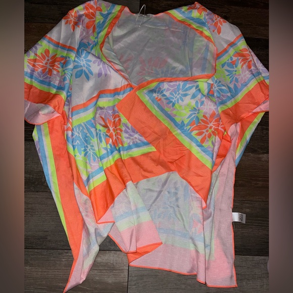 NWT Davi & Dani shawl large - Picture 1 of 2